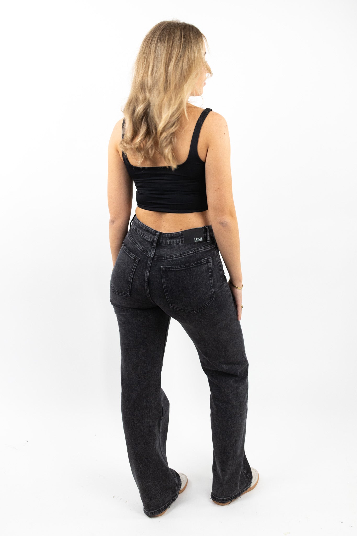 The Essential Wide Leg Jeans - Tall