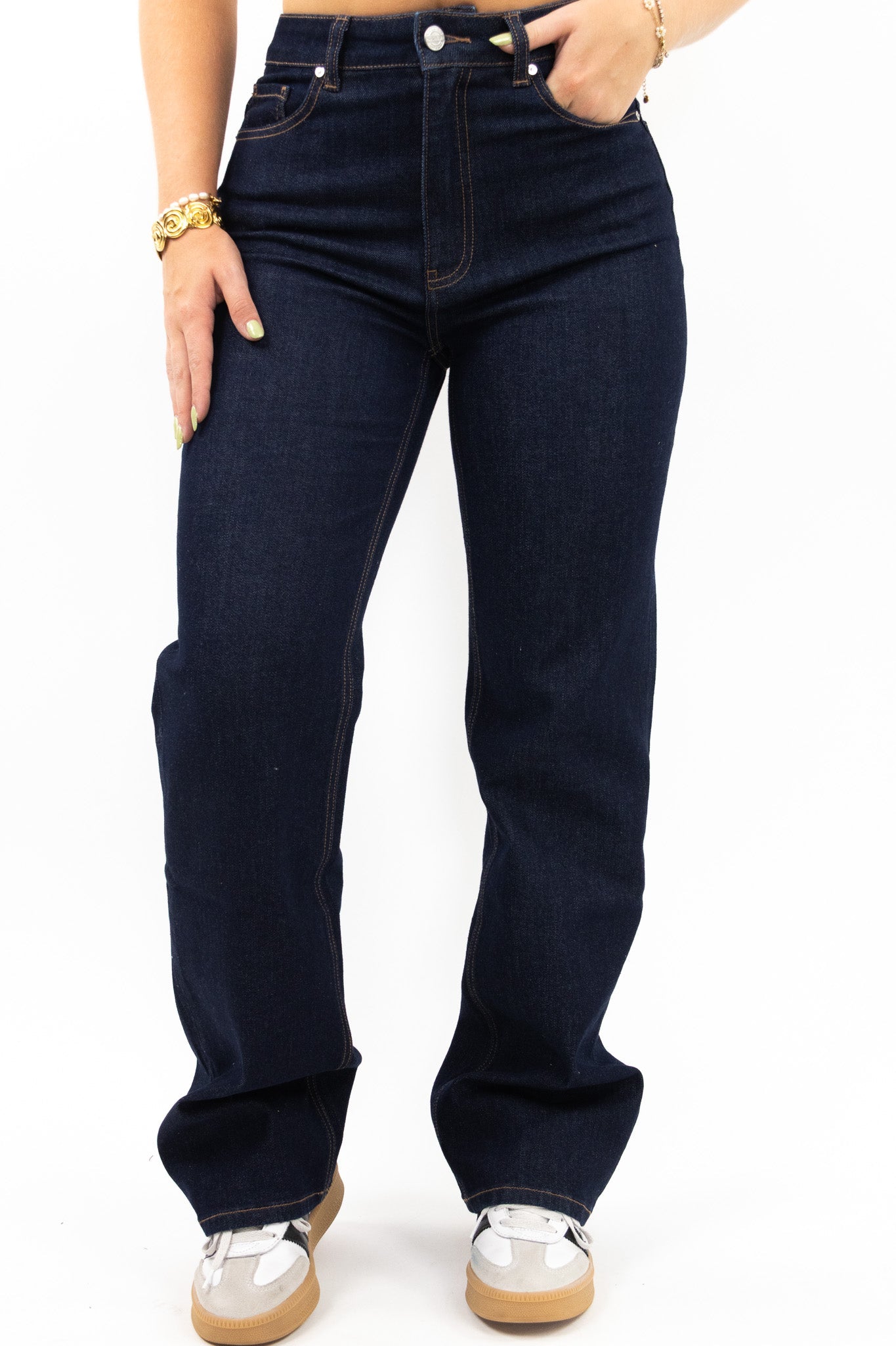 The Essential Wide Leg Jeans